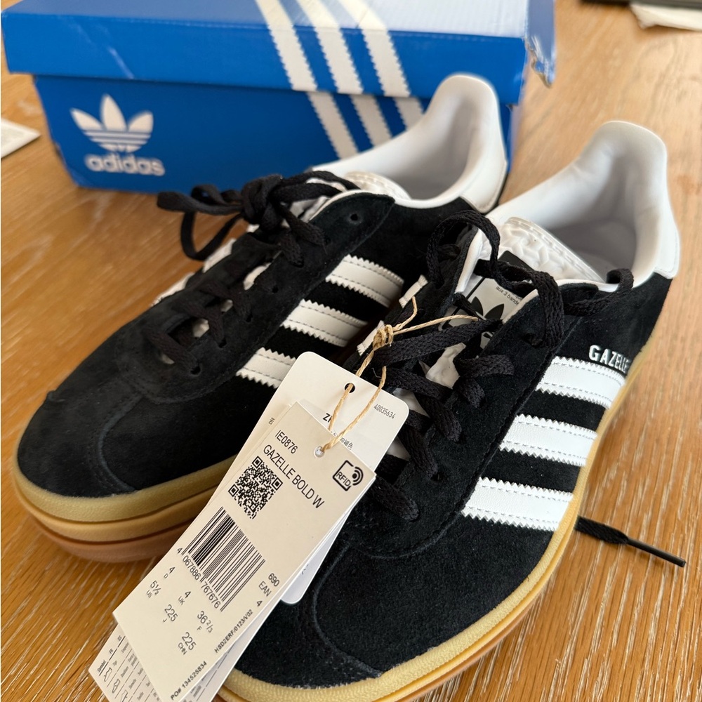 Adidas Gazelle  Bold women’s Black Sneakers